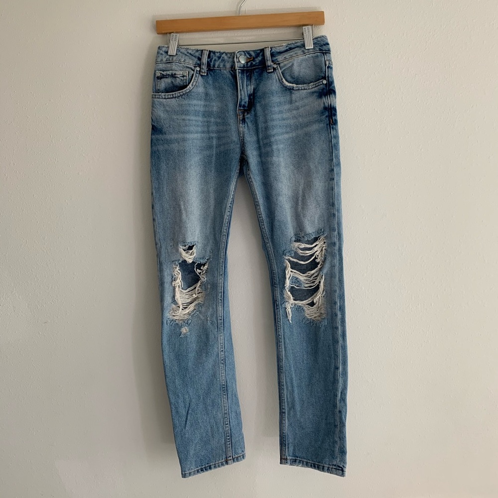ZARA / MID RISE / Jeans / Size 0